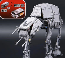 Lade das Bild in den Galerie-Viewer, Star Wars at-at Walker mit Motor (1267 Bausteine. kompatibel mit 75288)