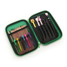 Lade das Bild in den Galerie-Viewer, Stabile Minecraft Federmappe im Creeper Design