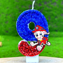 Lade das Bild in den Galerie-Viewer, Paw Patrol Kindergeburtstagskerze mit Jahreszahl und Skye, Chase oder Rubble Motiv