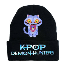 Lade das Bild in den Galerie-Viewer, Warme K-Pop Demon Hunter Winter Beanies Mützen