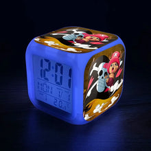 Lade das Bild in den Galerie-Viewer, One Piece Luffy LED Wecker – Starte dein Abenteuer pünktlich