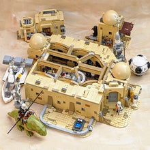 Lade das Bild in den Galerie-Viewer, Star Wars: A New Hope Mos Eisley Cantina Klemm-Baustein Set (kompatibel mit 75290)