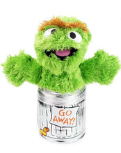 Lade das Bild in den Galerie-Viewer, Sesamstrasse Plüsch Figuren - Elmo, Krümelmonster, Ernie & Bert etc. (24-36cm) kaufen