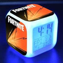Lade das Bild in den Galerie-Viewer, Fortnite Digitaler Wecker / Uhr mit Touch Funktion kaufen