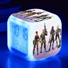 Lade das Bild in den Galerie-Viewer, Fortnite Digitaler Wecker / Uhr mit Touch Funktion kaufen