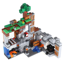 Lade das Bild in den Galerie-Viewer, Minecraft - Abenteuer in den Felsen (kompatibel mit 21147) Baustein Set kaufen