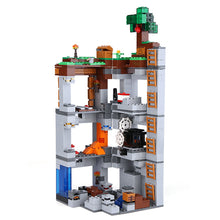 Lade das Bild in den Galerie-Viewer, Minecraft - Abenteuer in den Felsen (kompatibel mit 21147) Baustein Set kaufen