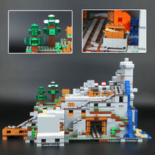 Lade das Bild in den Galerie-Viewer, Minecraft - Die Berghöhle Baustein Set (kompatibel mit 21137) kaufen