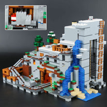 Lade das Bild in den Galerie-Viewer, Minecraft - Die Berghöhle Baustein Set (kompatibel mit 21137) kaufen