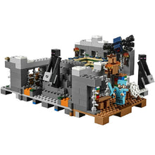 Lade das Bild in den Galerie-Viewer, End Portal Baustein Set Minecraft Spielzeug 469 Teile kaufen