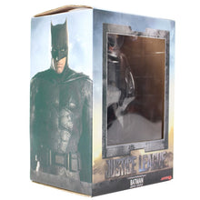 Lade das Bild in den Galerie-Viewer, 18cm Justice League The Flash Batman Superman Wonder Woman Statue Figuren kaufen