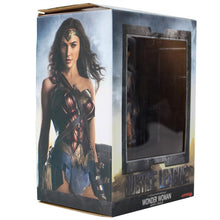 Lade das Bild in den Galerie-Viewer, 18cm Justice League The Flash Batman Superman Wonder Woman Statue Figuren kaufen