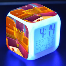 Lade das Bild in den Galerie-Viewer, Fall Guys Digitaler Wecker und Uhr mit Farbwechsel kaufen