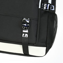 Lade das Bild in den Galerie-Viewer, Fall Guys Rucksack mit USB Anschluß und Lademöglichkeit kaufen