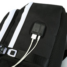 Lade das Bild in den Galerie-Viewer, Fall Guys Rucksack mit USB Anschluß und Lademöglichkeit kaufen