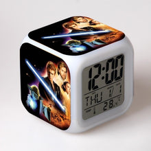 Lade das Bild in den Galerie-Viewer, Stars Wars Digital Wecker LED Farbwechsel kaufen