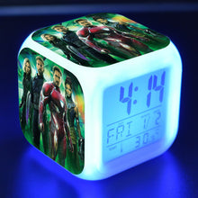 Lade das Bild in den Galerie-Viewer, Marvel Avengers LED Digitaler Wecker Uhr kaufen