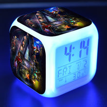 Lade das Bild in den Galerie-Viewer, Marvel Avengers LED Digitaler Wecker Uhr kaufen