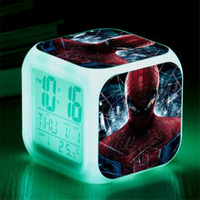 Lade das Bild in den Galerie-Viewer, Spiderman Wecker mit Digital LED Uhr in vielen Motiven kaufen