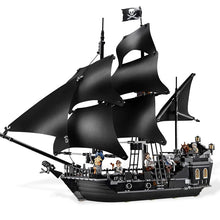Lade das Bild in den Galerie-Viewer, Fluch der Karibik - Pirates of the Caribbean: Black Pearl Baustein Set kaufen