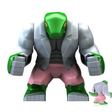 Lade das Bild in den Galerie-Viewer, Avengers Hulkbusters(Iron Man, Captain America, Spiderman etc.) kaufen