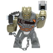 Lade das Bild in den Galerie-Viewer, Avengers Hulkbusters(Iron Man, Captain America, Spiderman etc.) kaufen