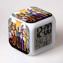 Lade das Bild in den Galerie-Viewer, FNAF Five Nights at Freddys Wecker Digital Uhr kaufen