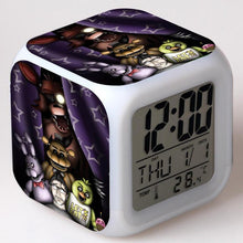 Lade das Bild in den Galerie-Viewer, FNAF Five Nights at Freddys Wecker Digital Uhr kaufen