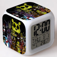 Lade das Bild in den Galerie-Viewer, FNAF Five Nights at Freddys Wecker Digital Uhr kaufen