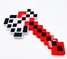 Lade das Bild in den Galerie-Viewer, Leuchtende Minecraft Schwerter Spielzeug (ca. 35cm) kaufen
