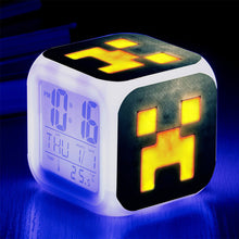 Lade das Bild in den Galerie-Viewer, Minecraft Wecker mit Digital Uhr LED Anzeige kaufen