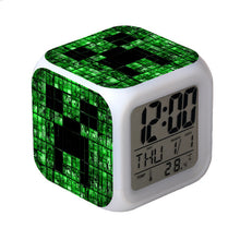 Lade das Bild in den Galerie-Viewer, Minecraft Wecker mit Digital Uhr LED Anzeige kaufen
