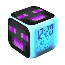 Lade das Bild in den Galerie-Viewer, Minecraft Wecker mit Digital Uhr LED Anzeige kaufen