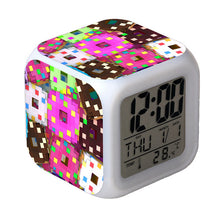 Lade das Bild in den Galerie-Viewer, Minecraft Wecker mit Digital Uhr LED Anzeige kaufen