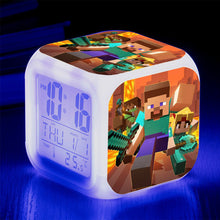 Lade das Bild in den Galerie-Viewer, Minecraft Wecker mit Digital Uhr LED Anzeige kaufen