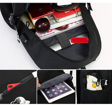Lade das Bild in den Galerie-Viewer, Minecraft Rucksack Tasche Schul Tornister mit USB Ladefunktion kaufen