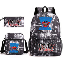 Lade das Bild in den Galerie-Viewer, Huggy Wuggy Rucksack, Tasche und Federmappe mit Poppy Playtime Motiven kaufen