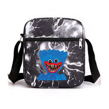 Lade das Bild in den Galerie-Viewer, Huggy Wuggy Rucksack, Tasche und Federmappe mit Poppy Playtime Motiven kaufen