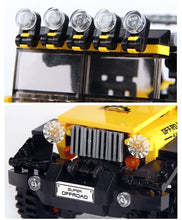 Lade das Bild in den Galerie-Viewer, Offroad Adventure Roadster Baustein Set (610 Teile) kaufen