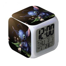 Lade das Bild in den Galerie-Viewer, Lilo & Stitch Digital Uhr Digitaler Wecker mit Farbwechsel Effekt kaufen