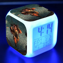 Lade das Bild in den Galerie-Viewer, Apex Legends LED Alarm Wecker Digitale Uhr kaufen