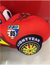 Lade das Bild in den Galerie-Viewer, Cars McQueen Plüsch Auto (17cm, 25cm oder 35cm) kaufen