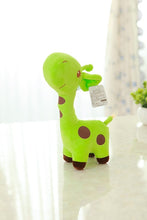 Lade das Bild in den Galerie-Viewer, Süße Baby Giraffe Kuscheltier 18cm - verschiedene Farben kaufen