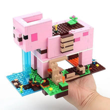 Lade das Bild in den Galerie-Viewer, Das Schweinehaus Minecraft Klemm-Baustein Spielzeug Set
