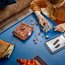 Lade das Bild in den Galerie-Viewer, Harry Potter Beißendes Monsterbuch der Monster 519 Klemmbausteine Geschenk für Kinder
