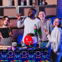 Lade das Bild in den Galerie-Viewer, Game On Party und Geburtstags Deko Set mit Tellern etc. für Gamer

