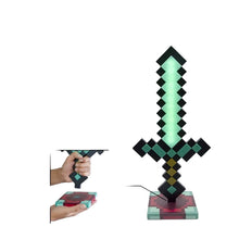 Lade das Bild in den Galerie-Viewer, Minecaft Diamonten Schwert mit Licht und Farbwechsel oder Sound Funktion
