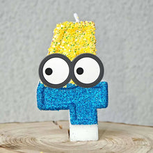 Lade das Bild in den Galerie-Viewer, Minions Geburtstag Kerzen mit Jahreszahl
