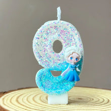 Lade das Bild in den Galerie-Viewer, Die Eiskönigin Frozen Geburtstagskerzen Kindergeburtstag mit Jahreszahl
