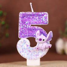 Lade das Bild in den Galerie-Viewer, Pinke Angel und Lilo &amp; Stitch Geburtstagskerzen mit Jahreszahl
